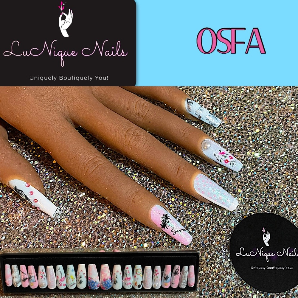 Noah’s Vision Artistic Press On Nail Set-OSFA!